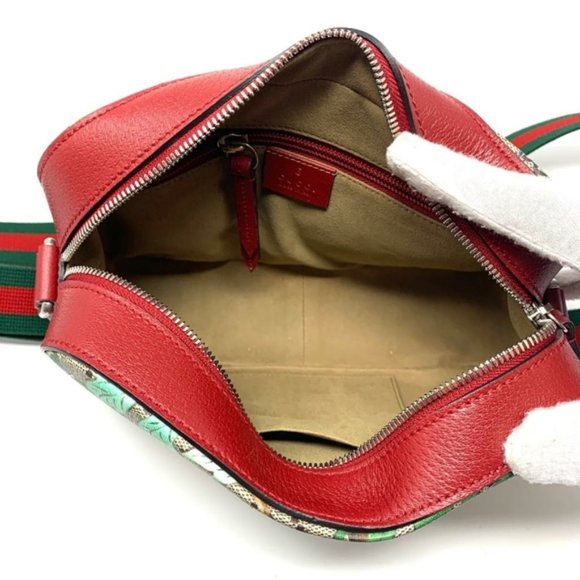100% Auth Gucci Canvas Camera Crossbody Bag - Picture 9 of 11